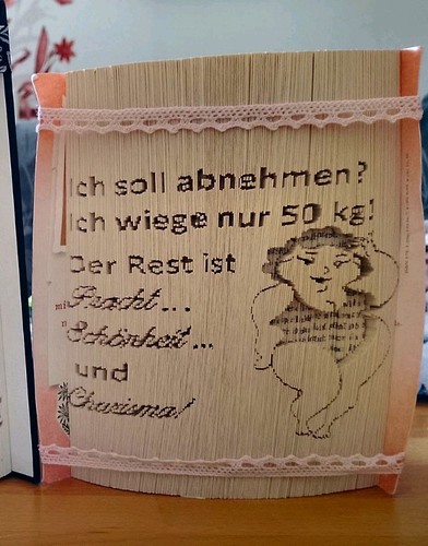 Handgefertigtes buch gefaltet - handgefertigtes, buch,